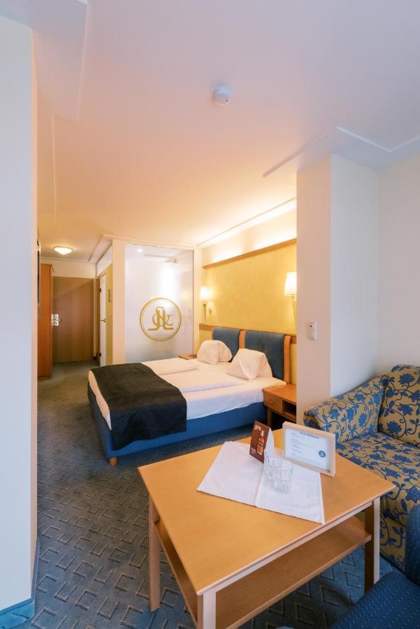 Hotel Locker&Legere Sankt Ruprecht an der Raab Buitenkant foto
