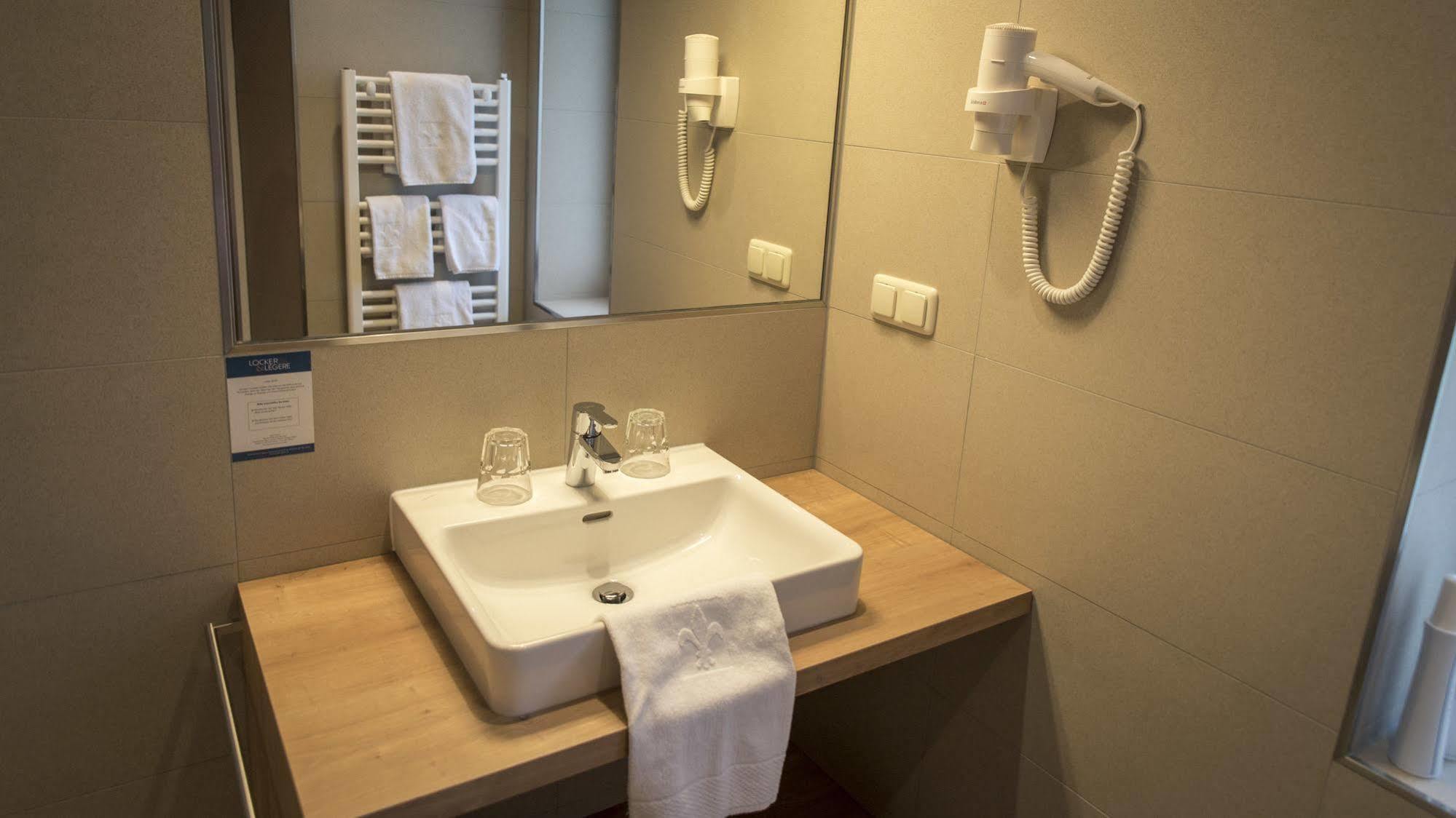 Hotel Locker&Legere Sankt Ruprecht an der Raab Buitenkant foto